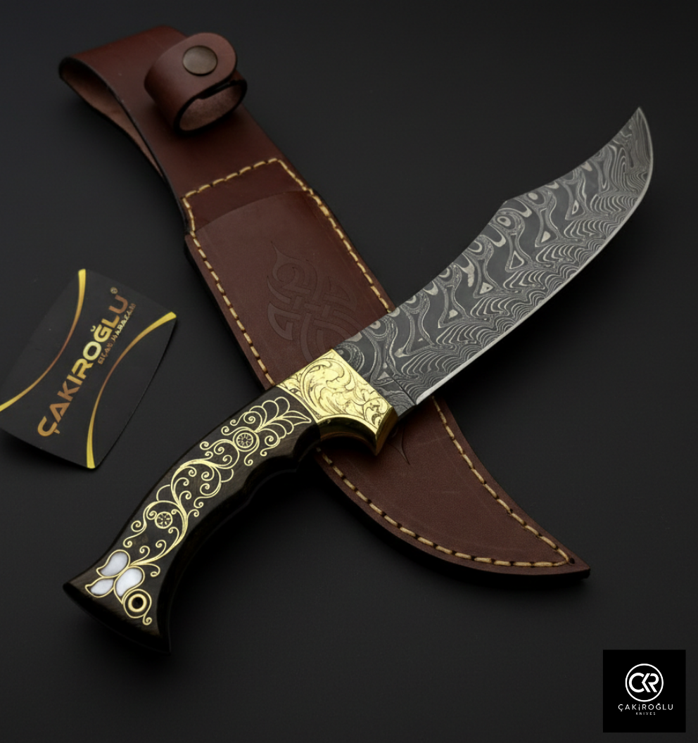 Limited Collector’s Edition Damascus Knife with Gold Engraving