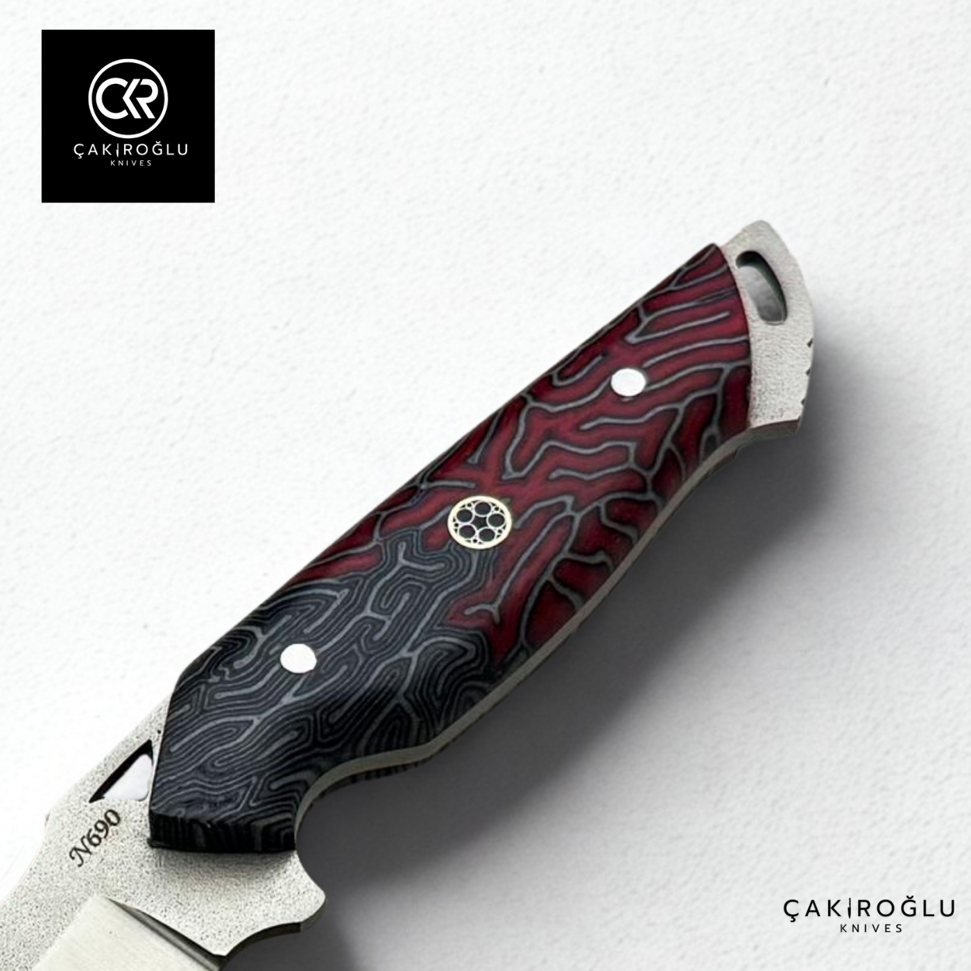 Handcrafted Custom-made Böhler N690 Steel & G-carta Handle Hunting Knife