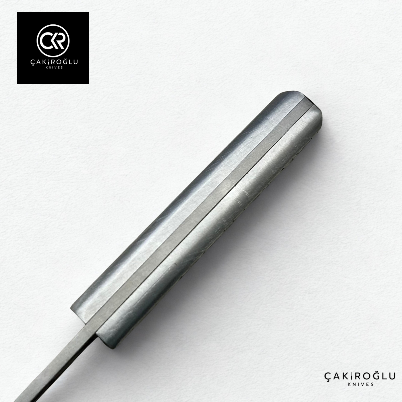 Custom-made Handcrafted 3d Engraved Collection Knife - Engraved Handle