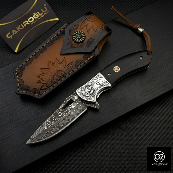 Damascus Steel Folding Knife with Wenge Handle