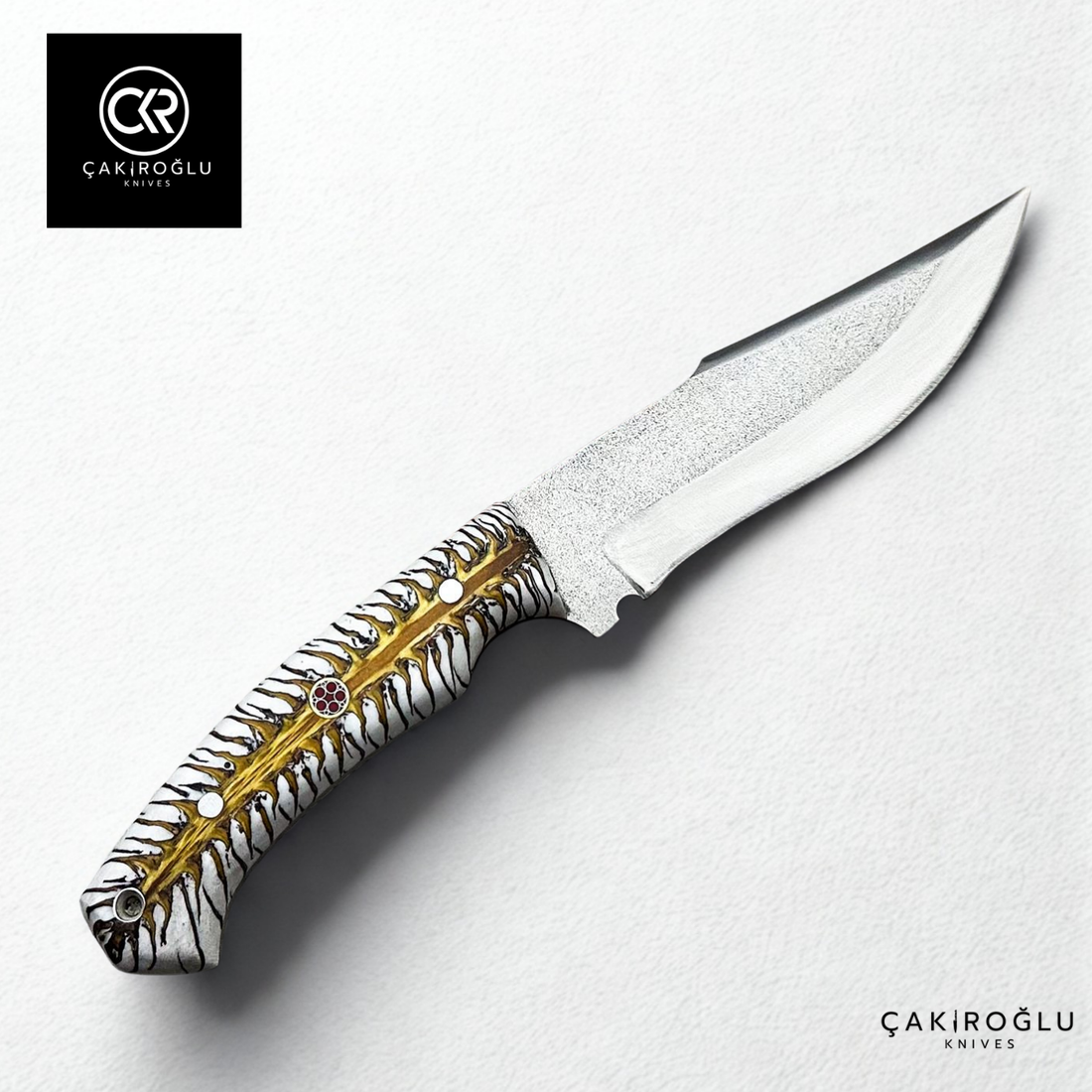 Handcrafted Custom-made Böhler N690 Steel & Pine Cone Epoxy Handle Hunting Knife