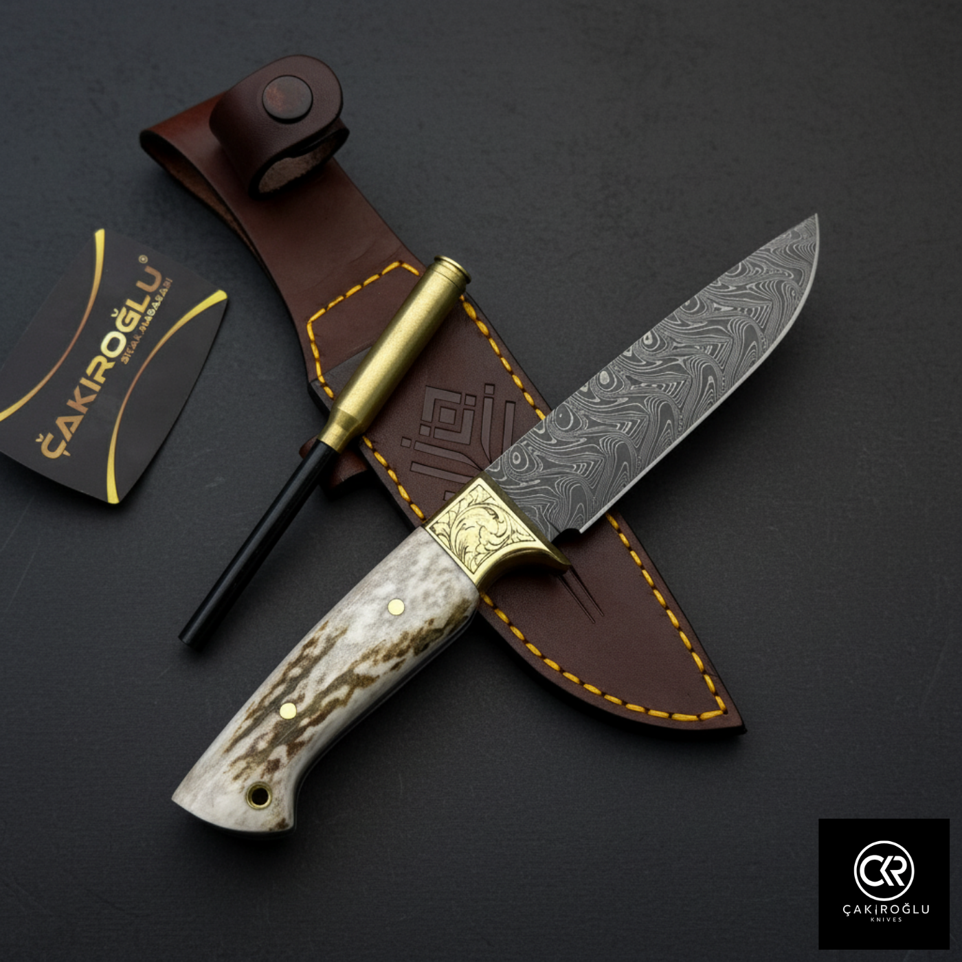 Collector's Edition - Handcrafted Custom-made Damascus Steel Hunting Knife with Magnesium Bar