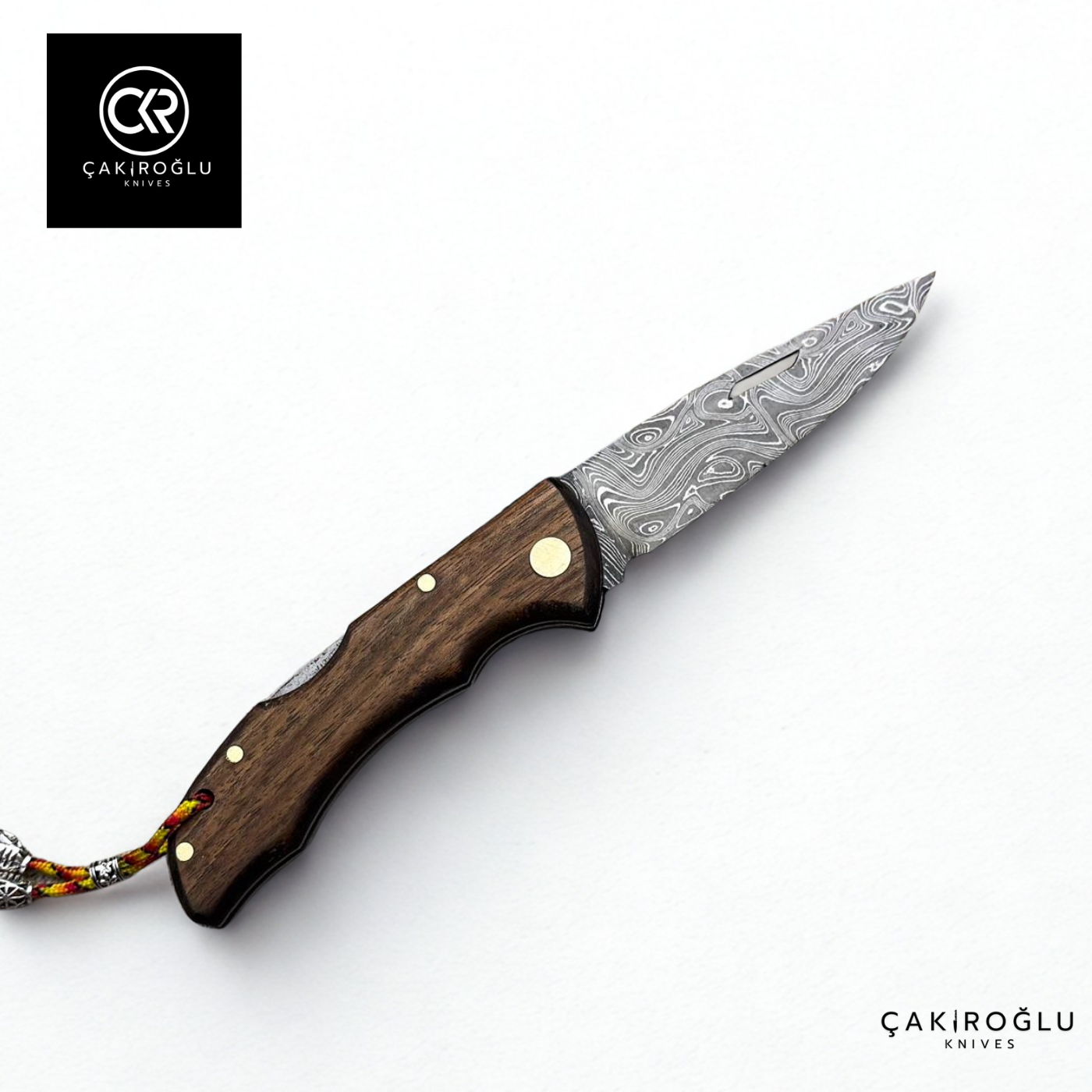 Showy Series Handcrafted Folding Knife - Damascus Steel & Walnut Root Handle