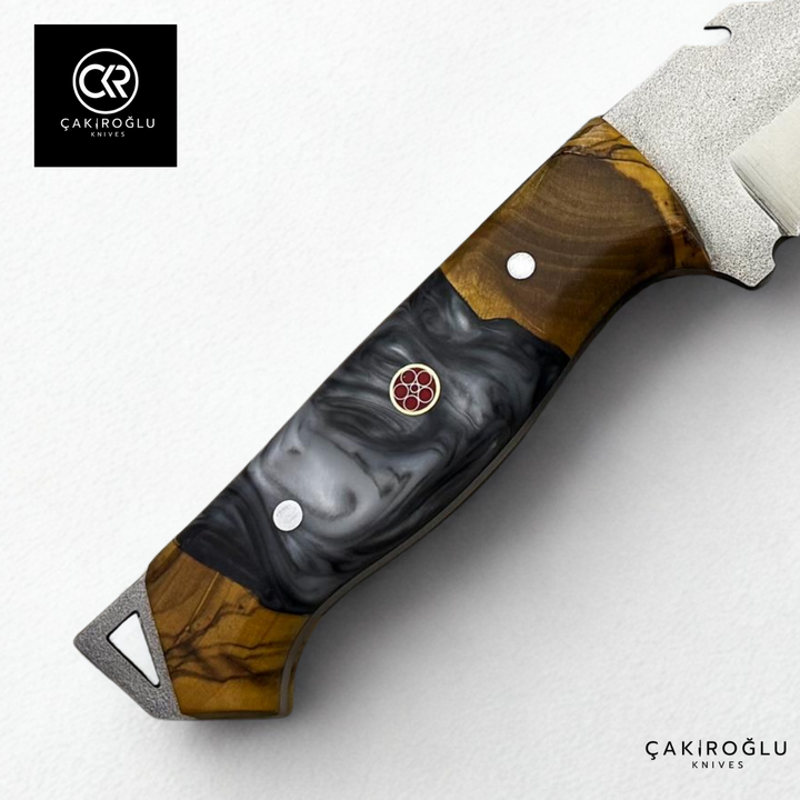 Handcrafted Custom-made Böhler N690 Steel & Epoxy Hybrid Handle Hunting Knife