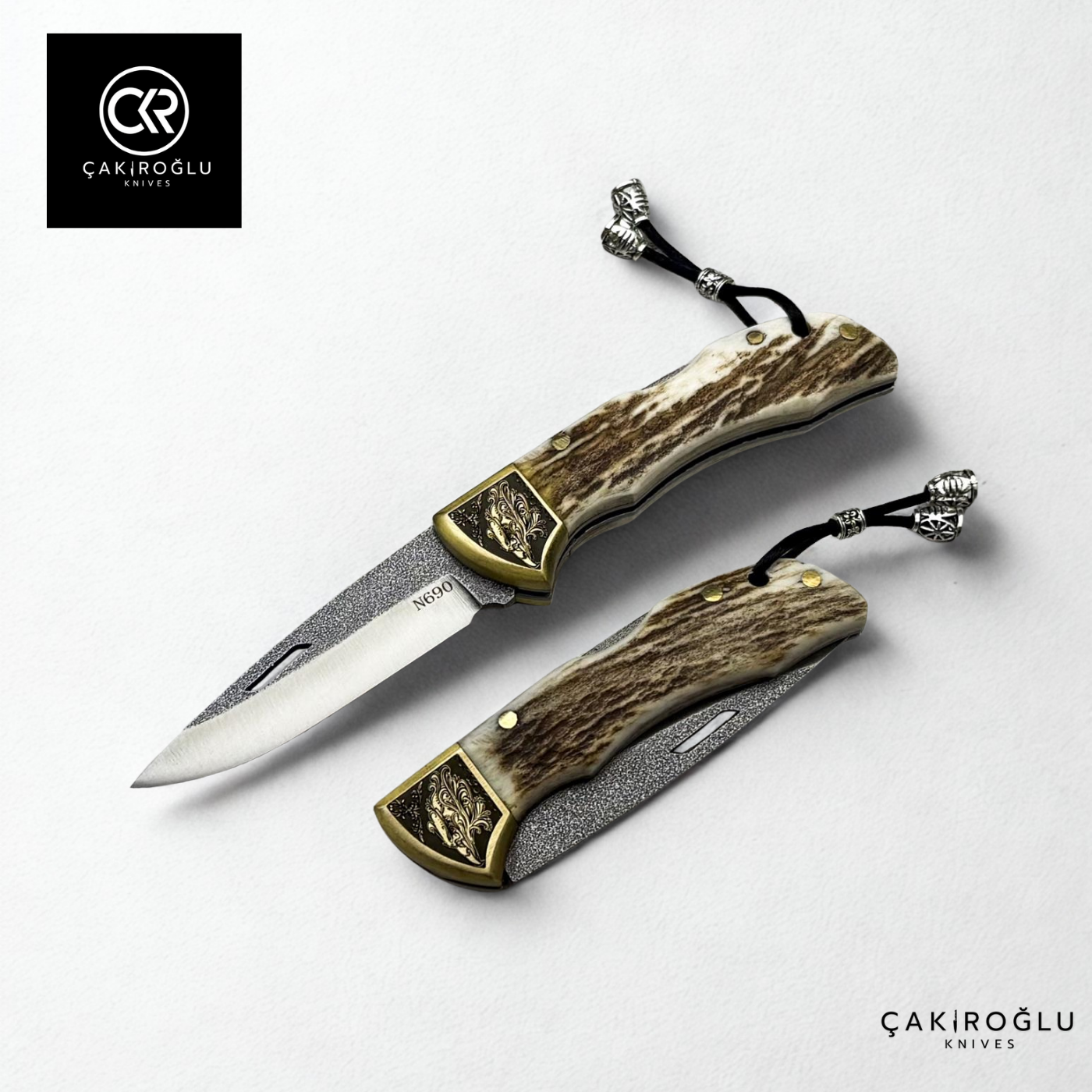 Showy Elite Small Size Handcrafted Custom-made Folding Knife - N690 Böhler Steel & Engraved Apron