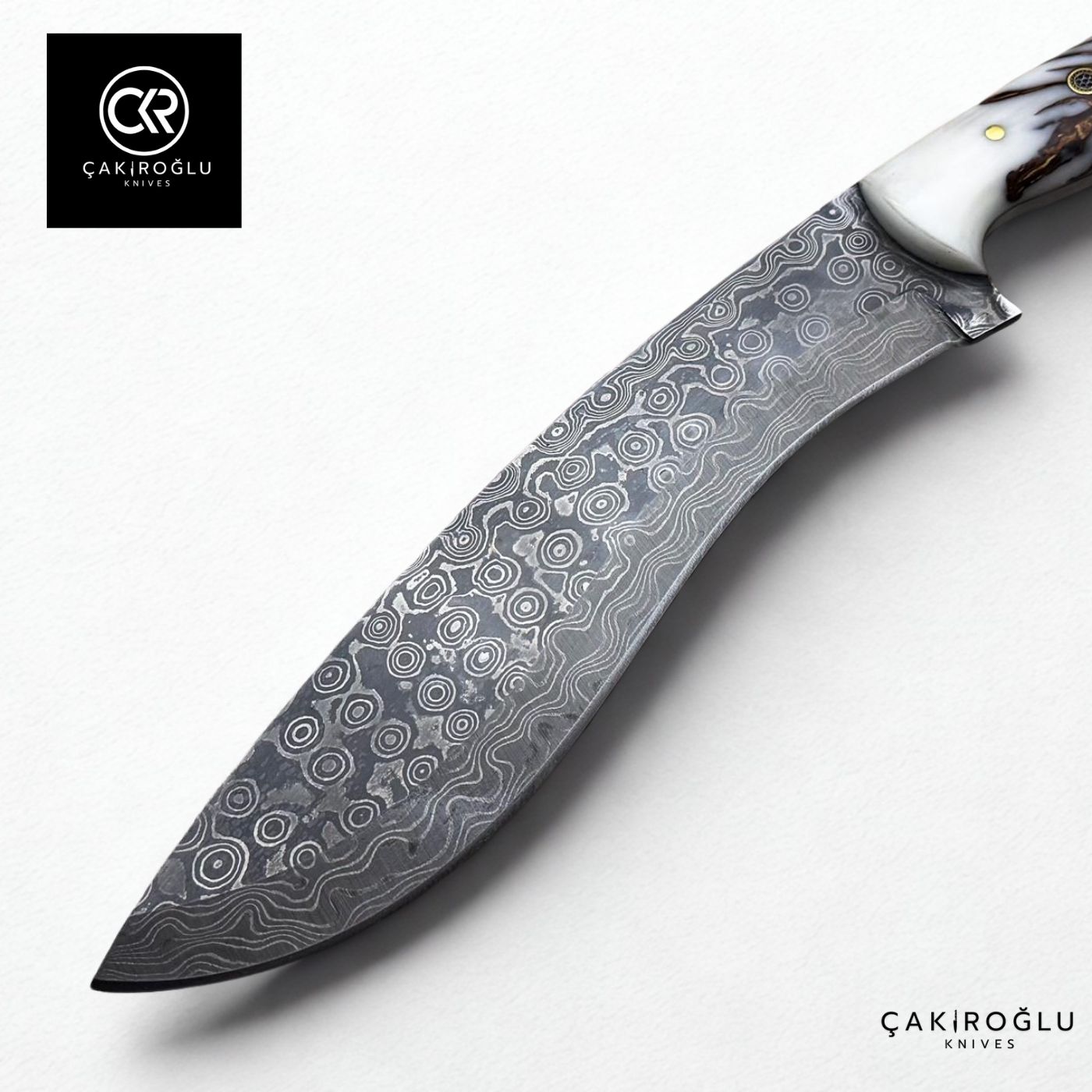 Çakıroğlu Handcrafted Damascus Kukri Model Machete with Pine Cone Epoxy Handle
