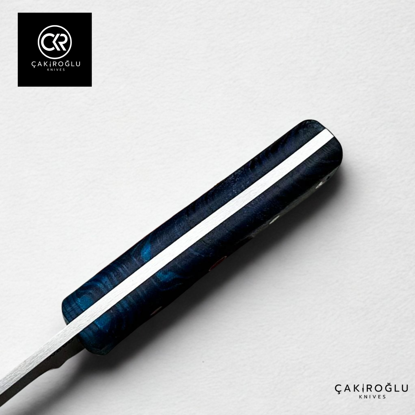 Handcrafted Custom-made Böhler N690 Steel & G-carta Handle Hunting Knife