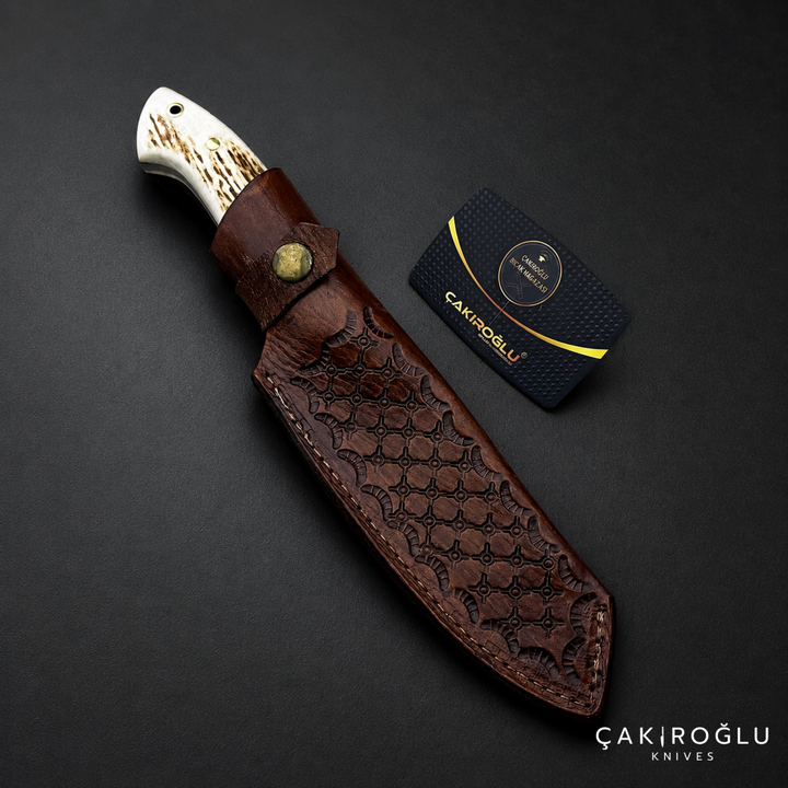Handcrafted Custom-made Damascus Steel & Deer Antler Handle Hunting Knife