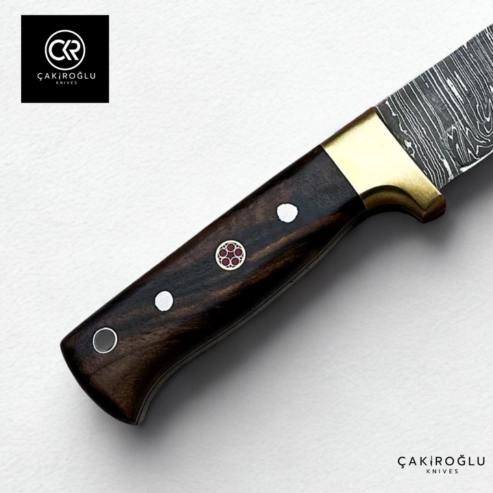 Handcrafted Custom-made Damascus Steel Bushcraft Hunting Knife - Root Walnut Handle & Brass Apron