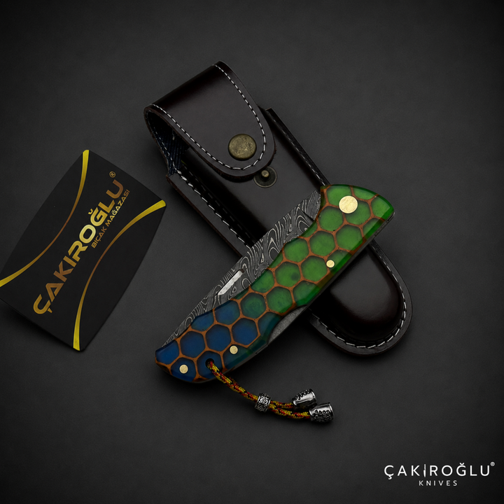 Handmade Honeycomb & Damascus Pocket Knife - Forged Folding Knife