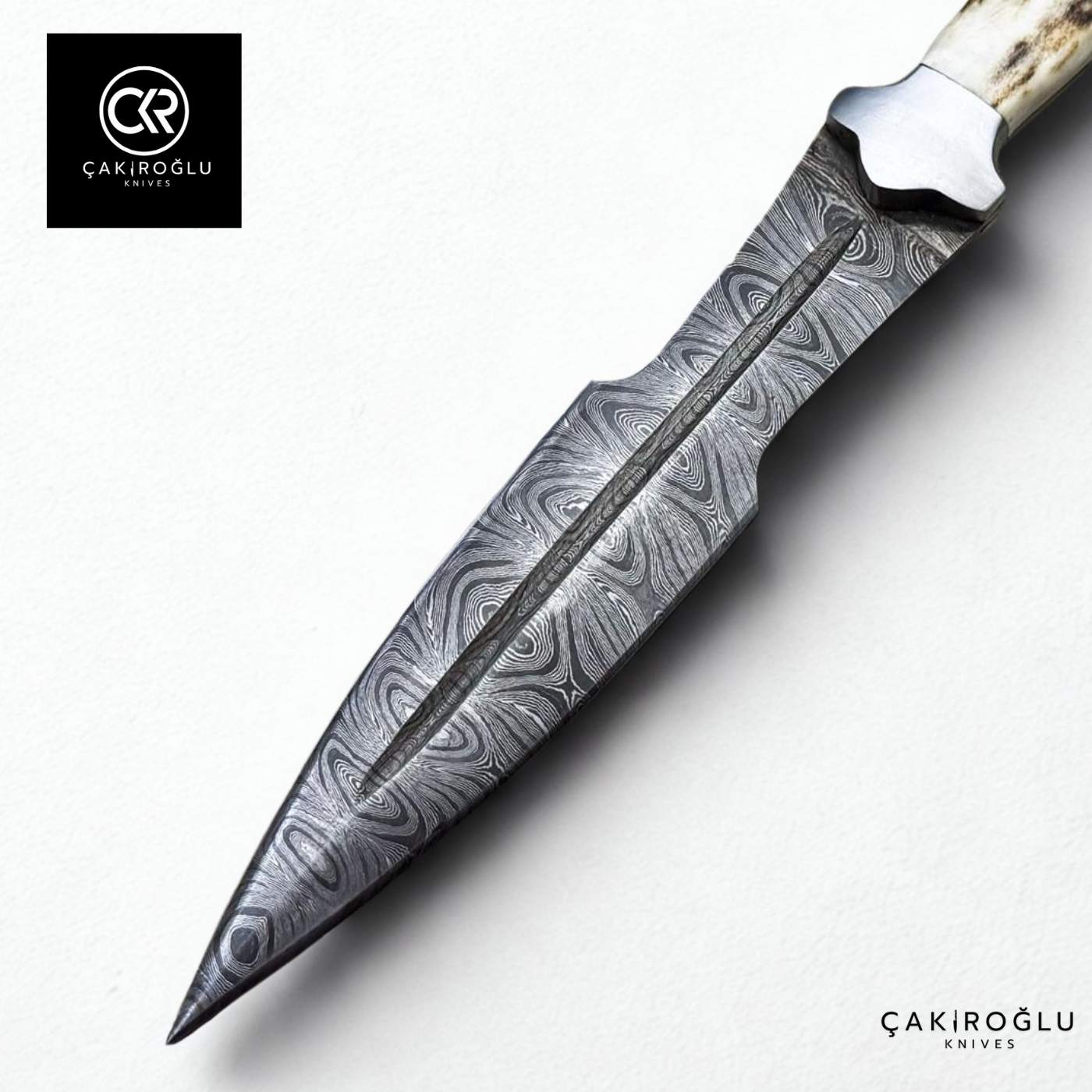 Çakıroğlu Damascus Dagger – Handcrafted Collector’s Knife with Stag Antler Handle
