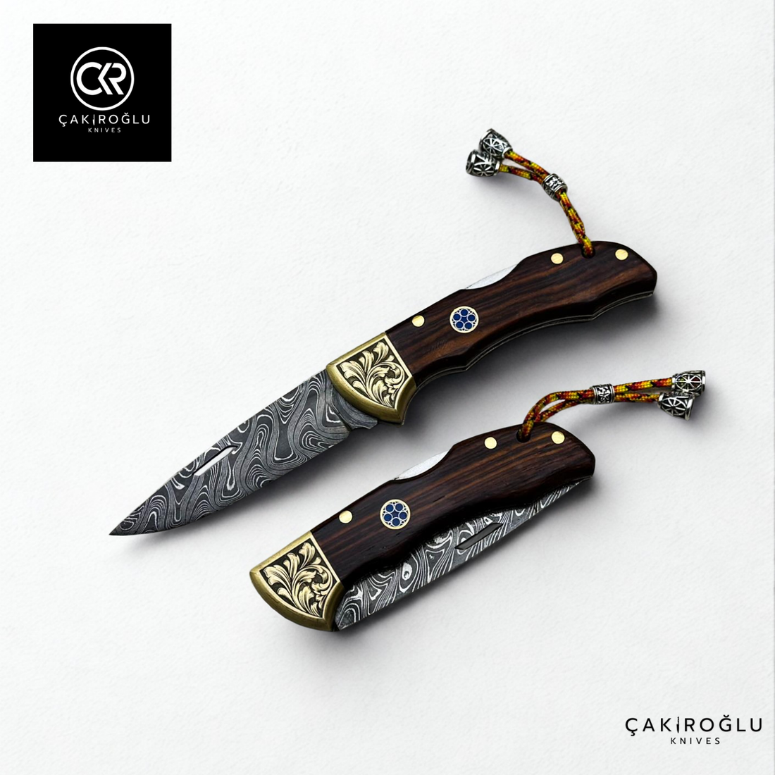 Showy Elite Handcrafted Custom-made Folding Knife - Damascus Steel & Engraved Apron