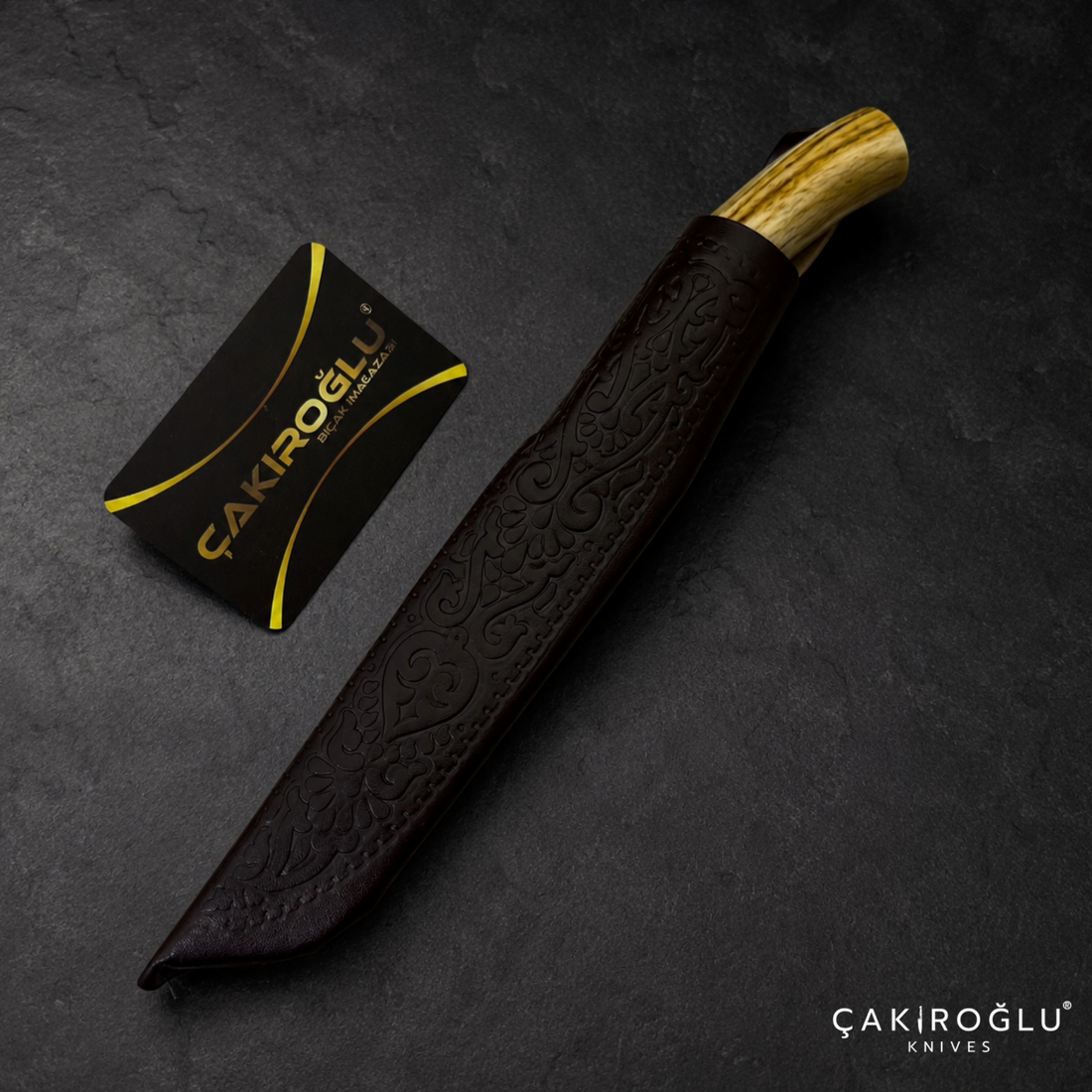 Handmade Damascus Custom Hunting Knife with Sheath - Deer Antler Handle