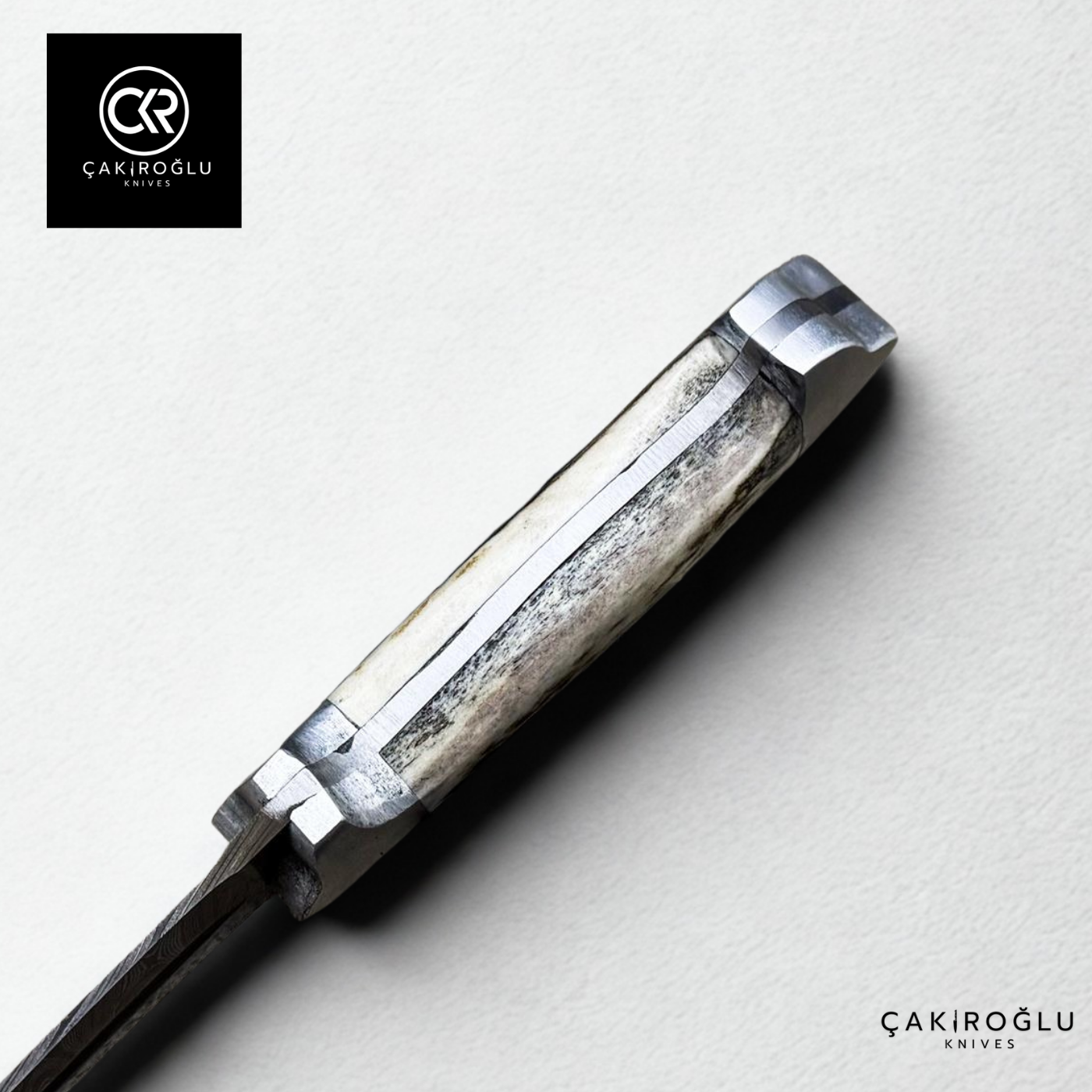 Çakıroğlu Damascus Dagger – Handcrafted Collector’s Knife with Stag Antler Handle
