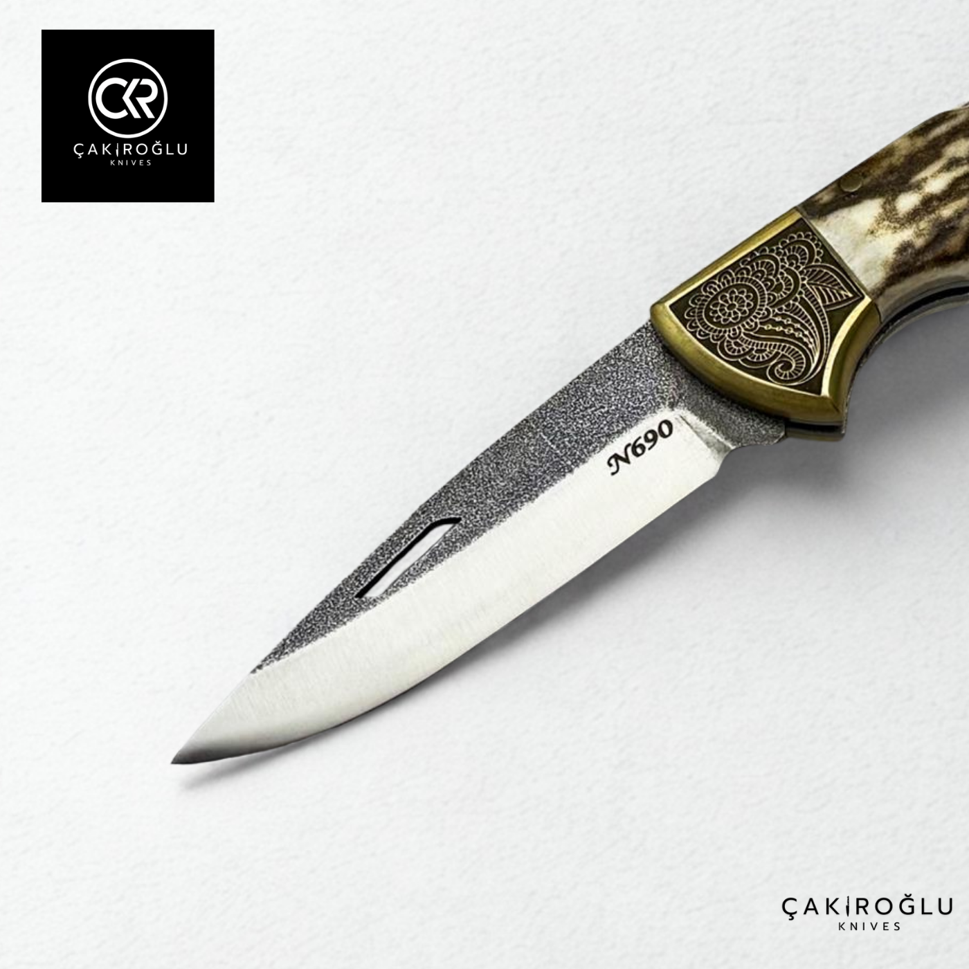 Showy Elite Medium Size Handcrafted Custom-made Folding Knife - N690 Böhler Steel & Engraved Apron