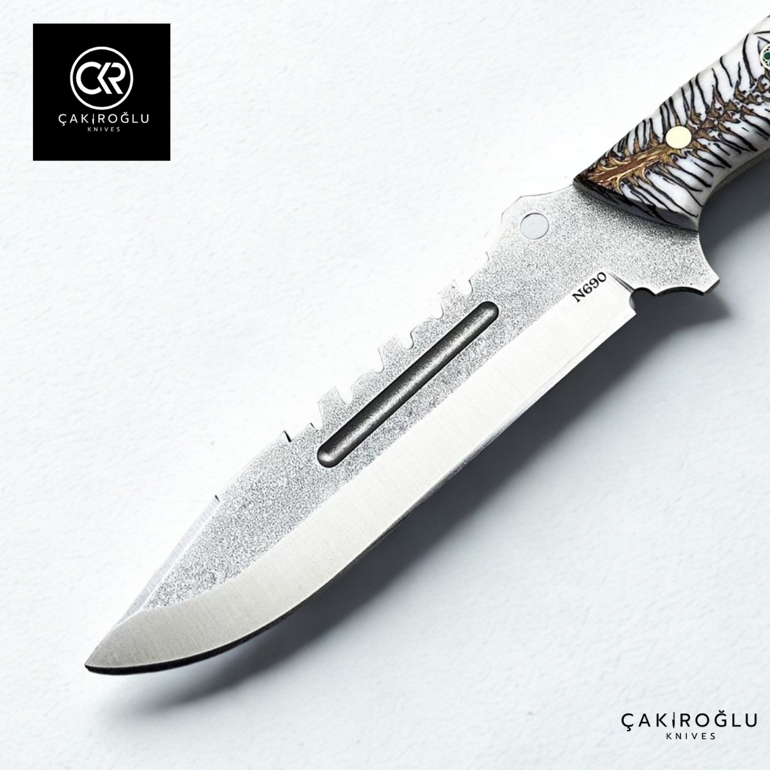 Handcrafted Custom Hunting Knife - N690 Böhler Steel & Epoxy Handle