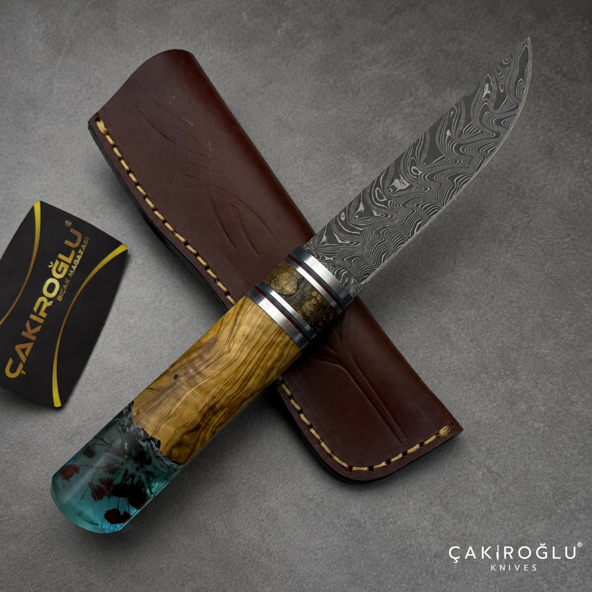 Handcrafted Damascus Steel Custom Pukko Knife - Epoxy Hybrid Handle