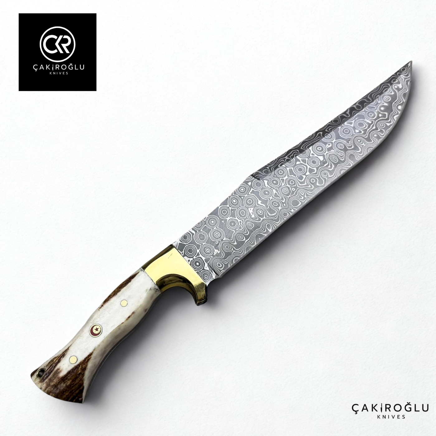 Damascus Elegance Handcrafted Knife – Deer Antler & Brass Apron