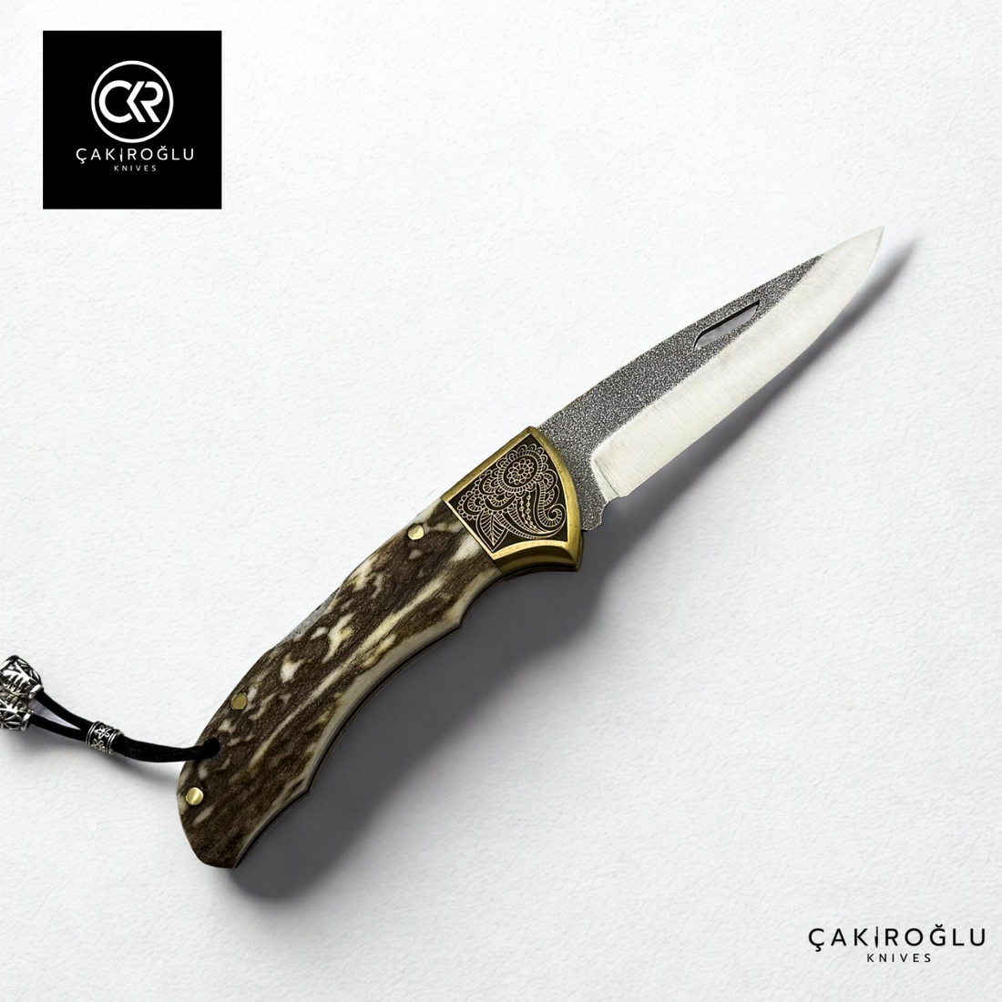 Showy Elite Medium Size Handcrafted Custom-made Folding Knife - N690 Böhler Steel & Engraved Apron