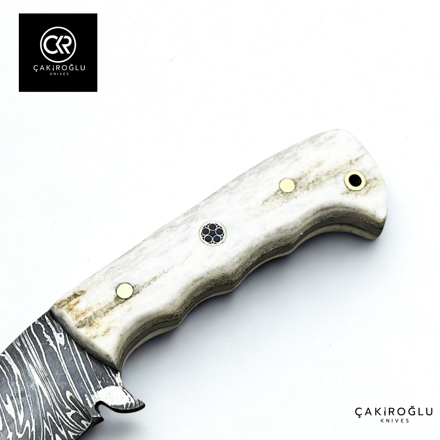 Damascus Shaking - Handcrafted Custom-made Shake with Deer Antler Handle