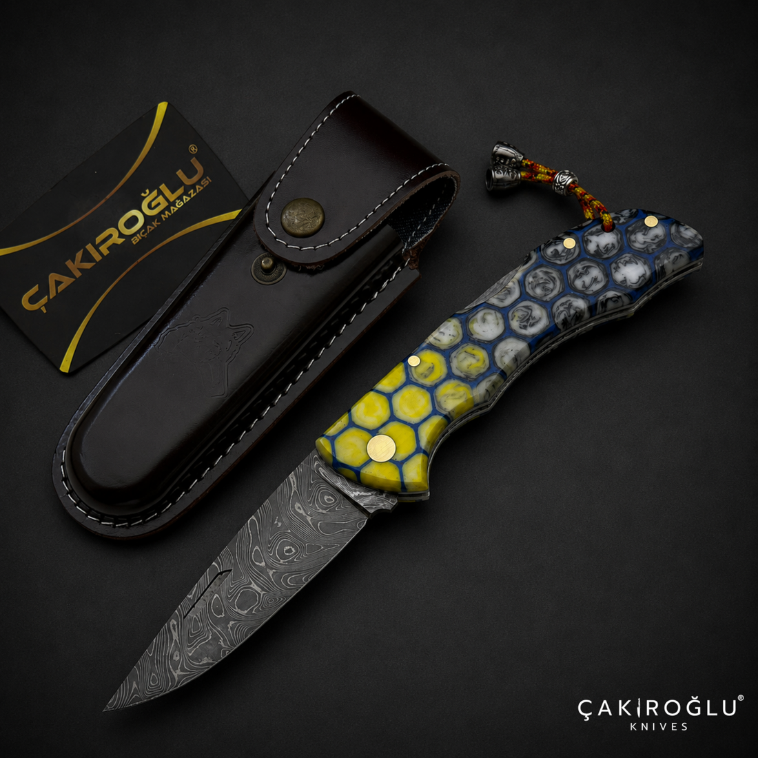 Handmade Honeycomb & Damascus Pocket Knife - Forged Folding Knife