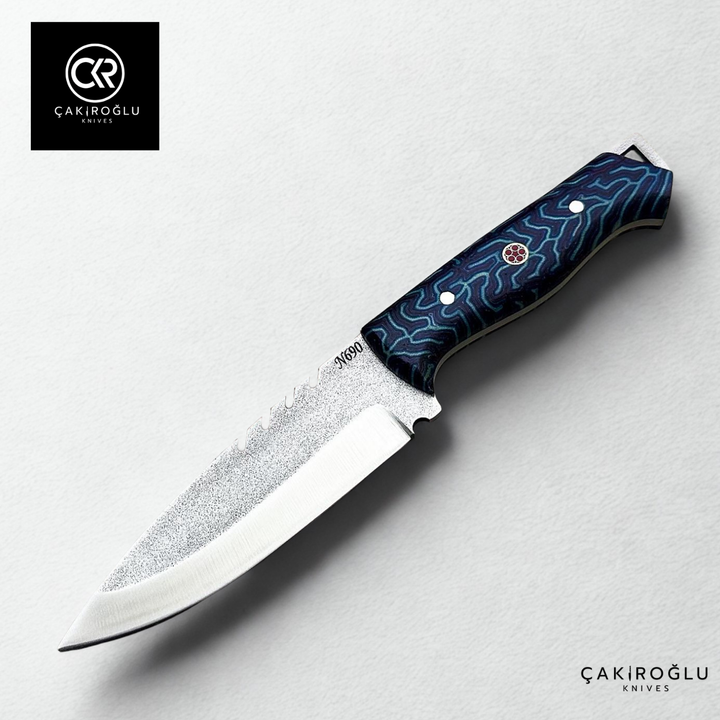 Handcrafted Custom-made Böhler N690 Steel & G-carta Handle Hunting Knife