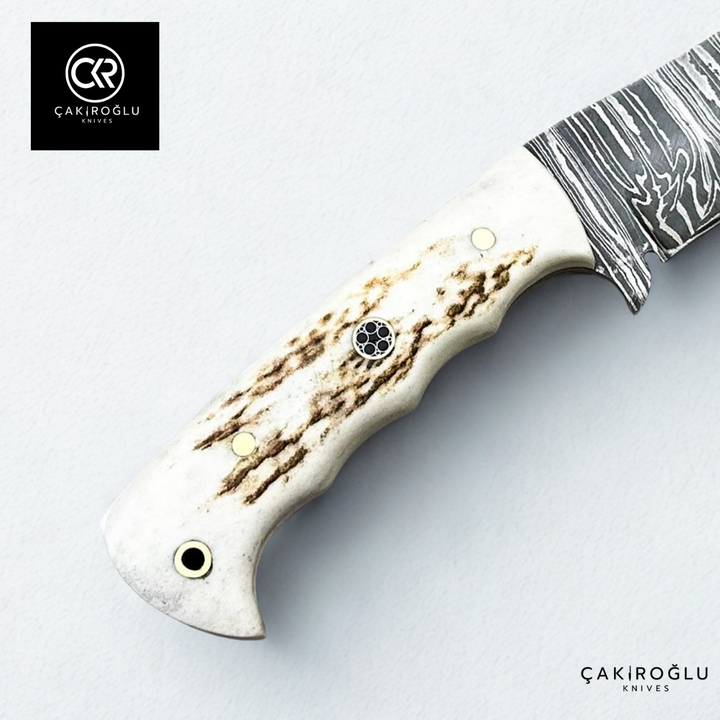 Damascus Shaking - Handcrafted Custom-made Shake with Deer Antler Handle