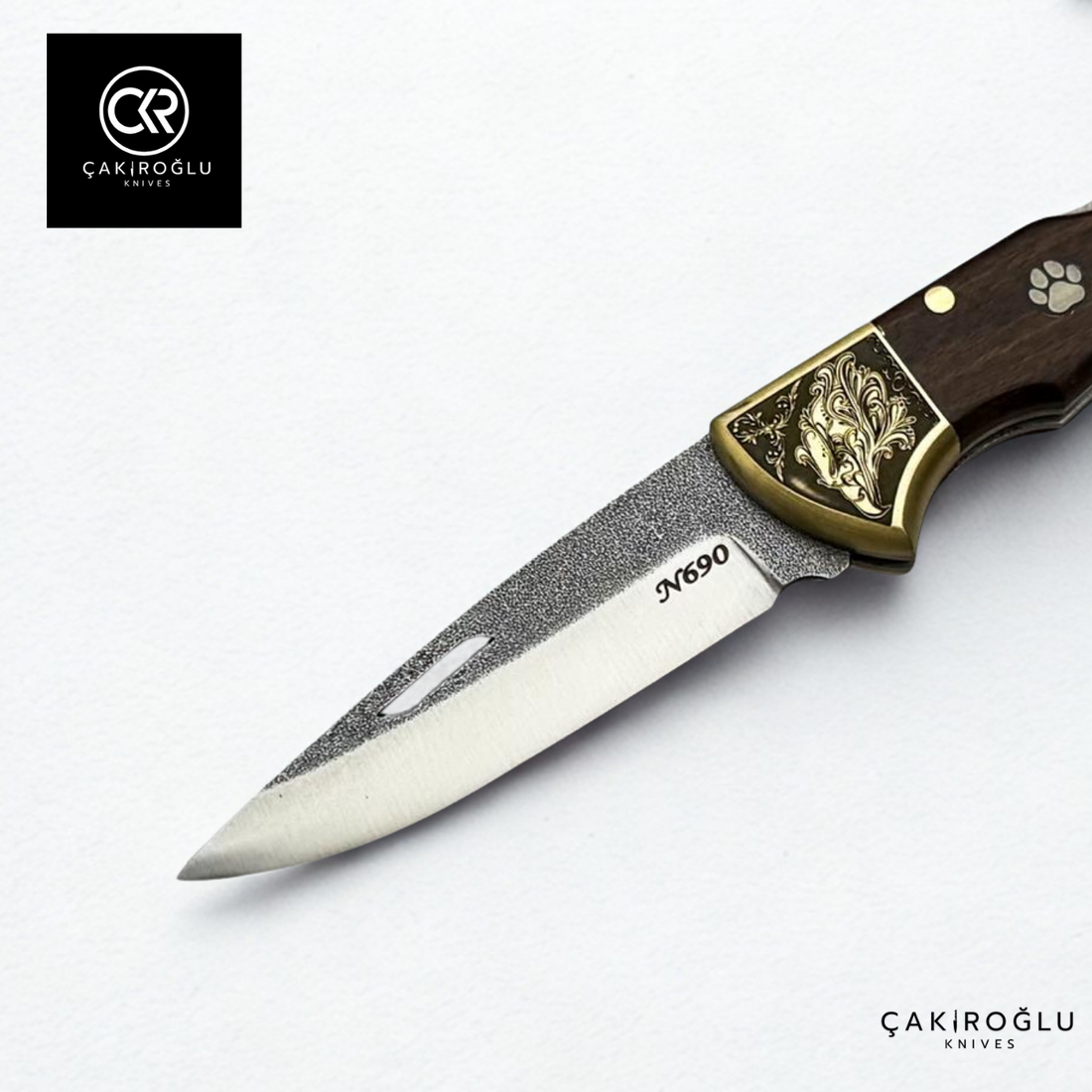Showy Elite Medium Size Handcrafted Custom Folding Knife - N690 Böhler Steel & Engraved Brass Apron