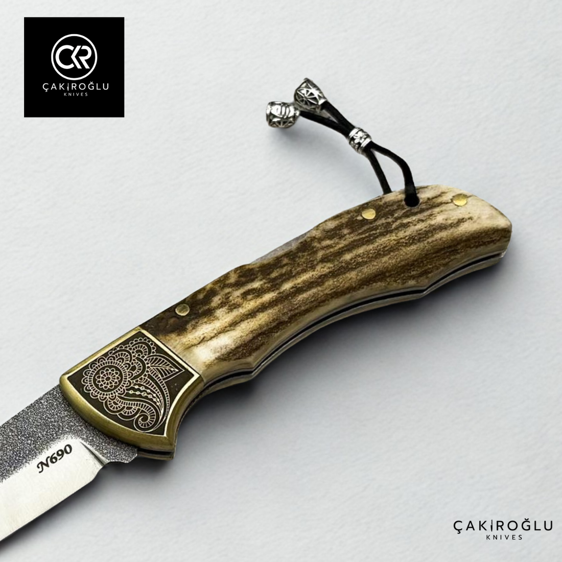 Showy Elite Large Size Handcrafted Custom-made Folding Knife - N690 Böhler Steel & Engraved Apron