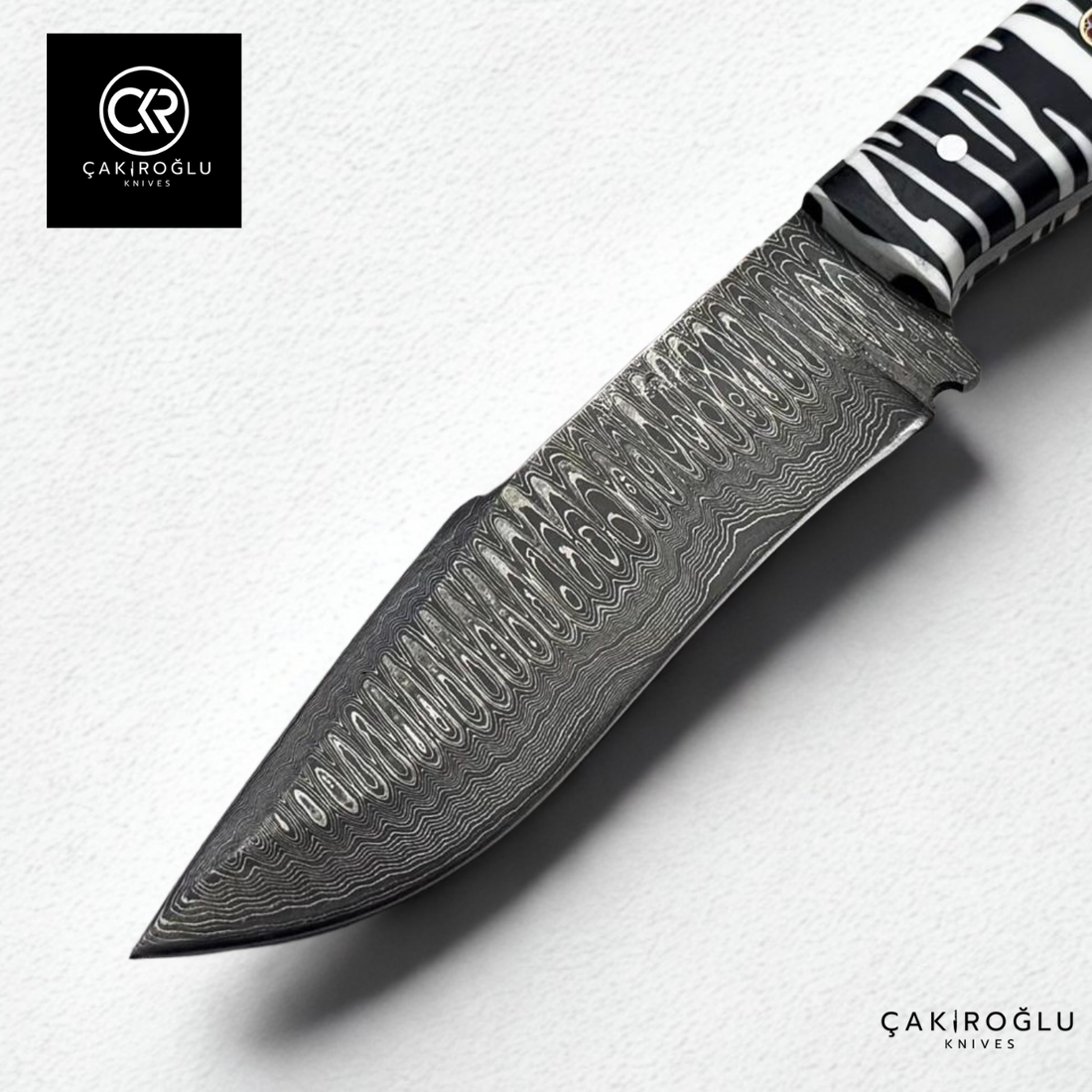 Handcrafted Custom-made Damascus Steel & Epoxy Handle Hunting Knife