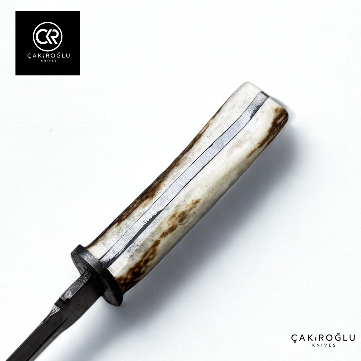 Çakıroğlu Damascus Dagger – Handcrafted Collector’s Knife with Stag Antler Handle
