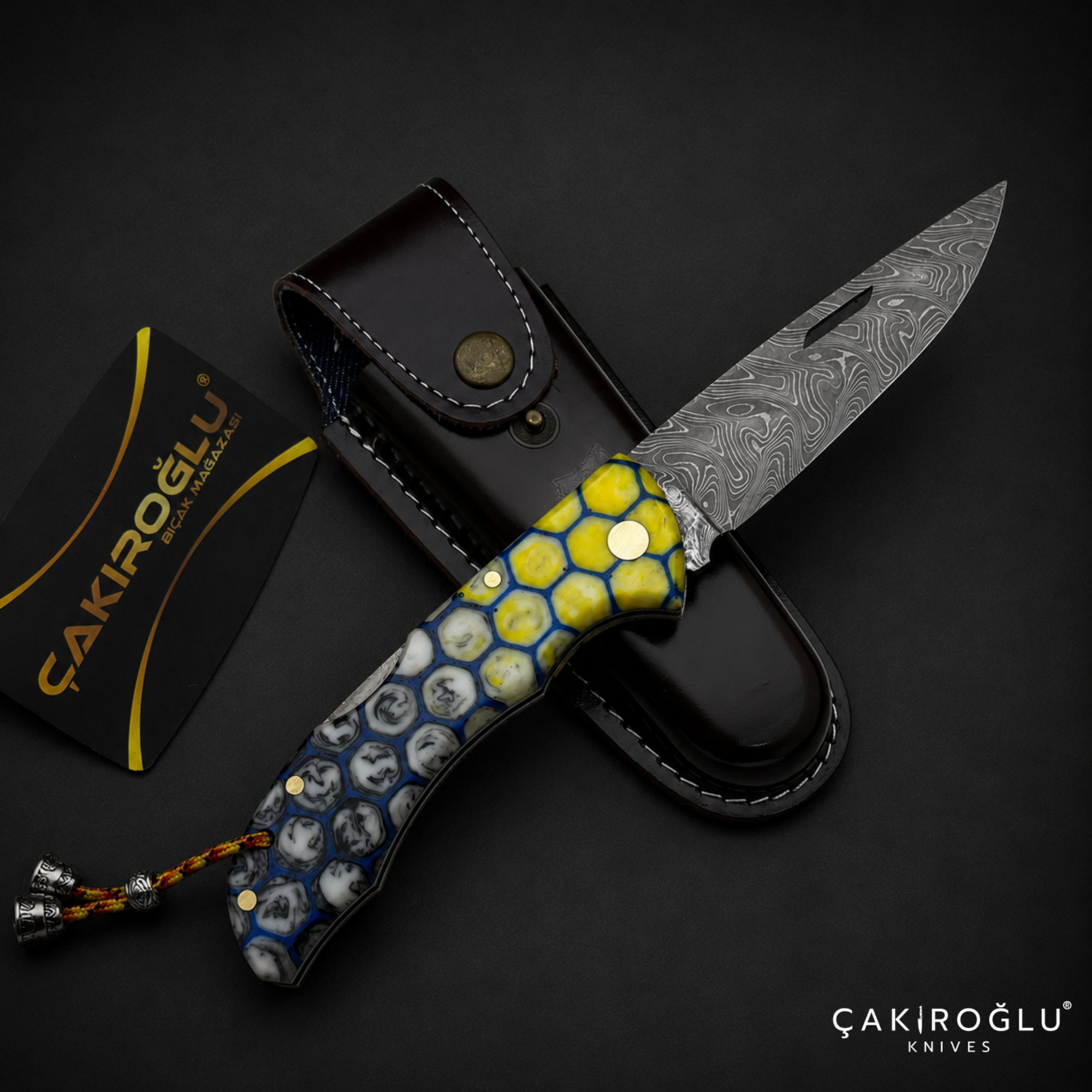 Handmade Honeycomb & Damascus Pocket Knife - Forged Folding Knife