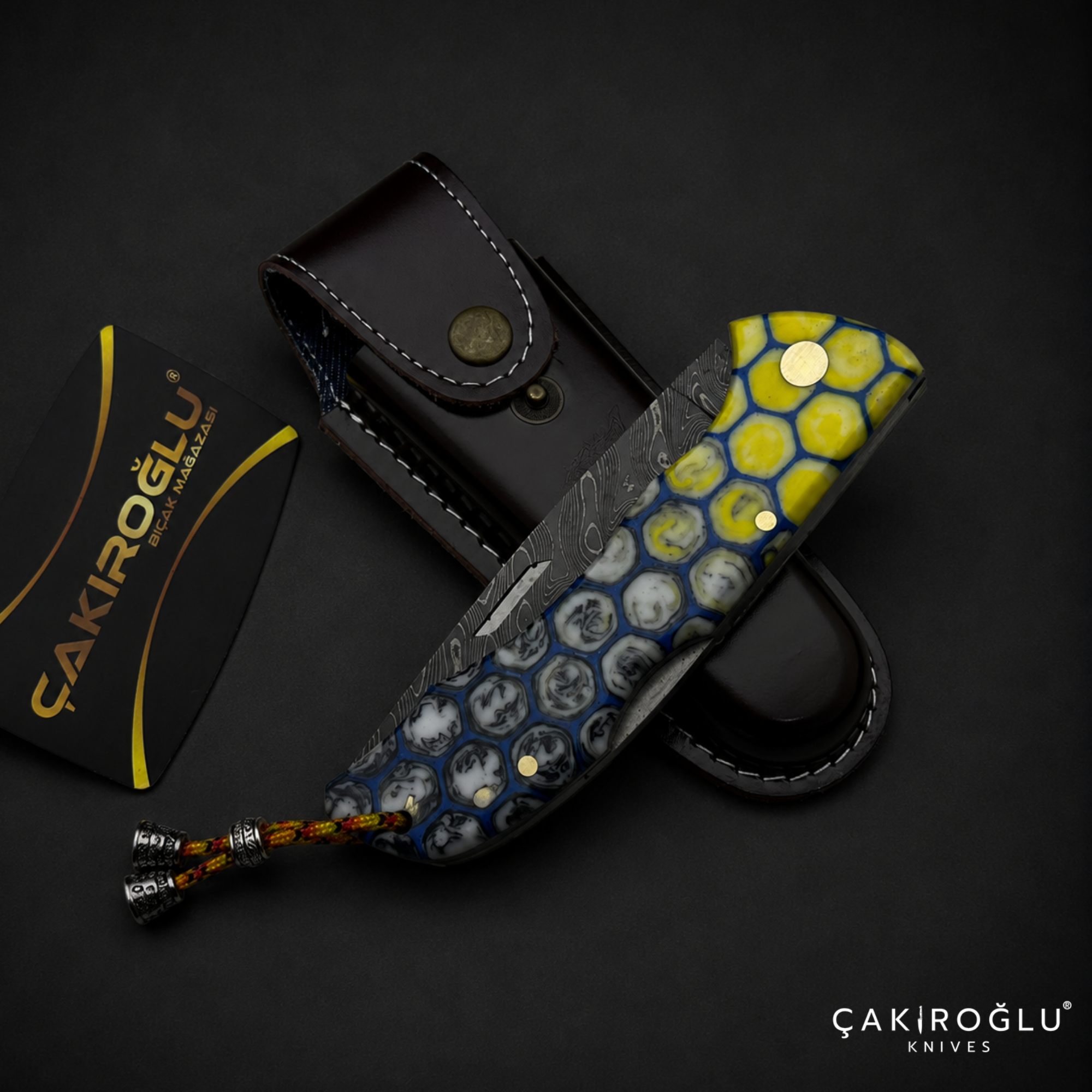 Handmade Honeycomb & Damascus Pocket Knife - Forged Folding Knife