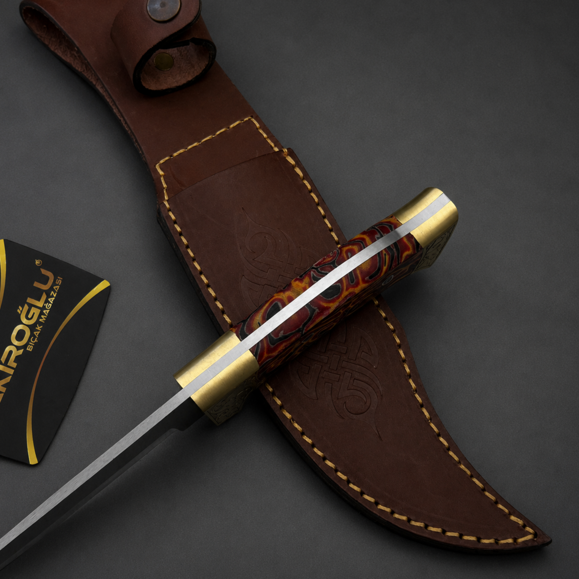 Handmade Damascus Bowie Hunting Knife, Leather Sheath, Cigarta Handle, Brass Apron