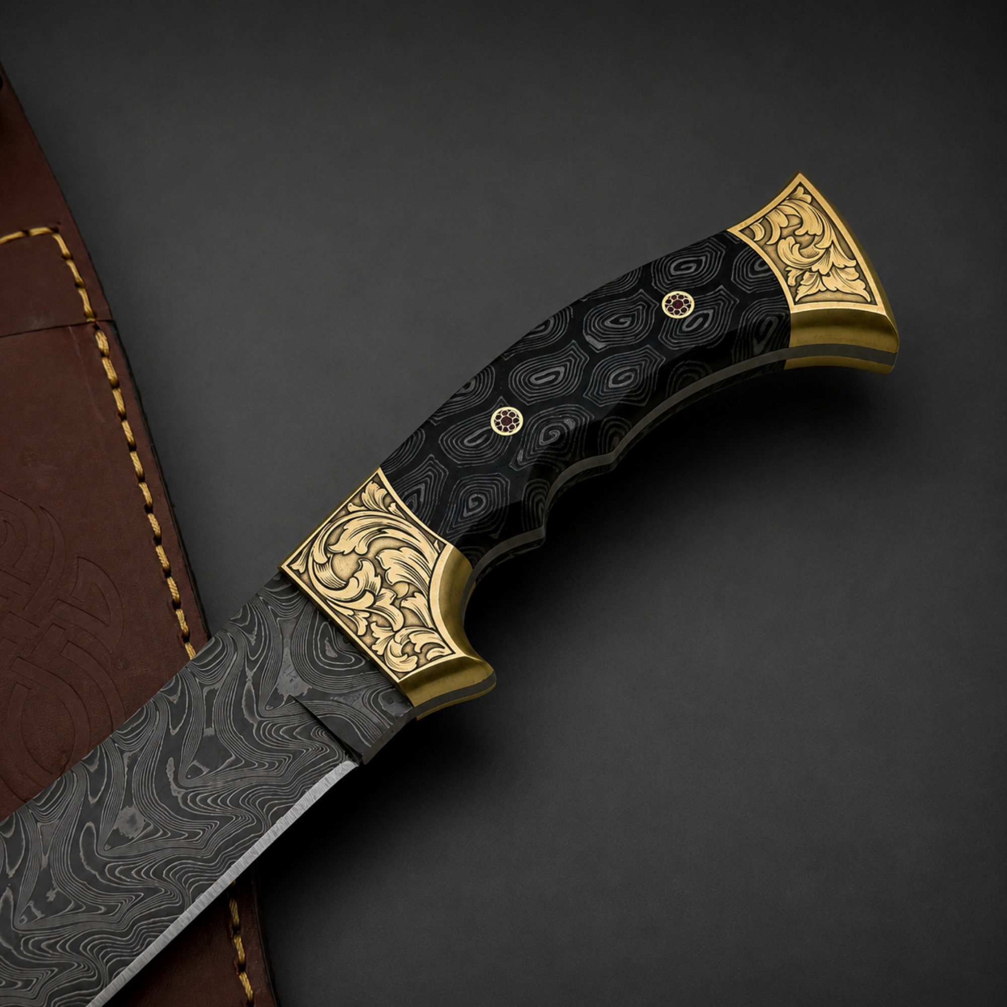 Handmade Damascus Bowie Hunting Knife, Leather Sheath, Cigarta Handle, Brass Apron