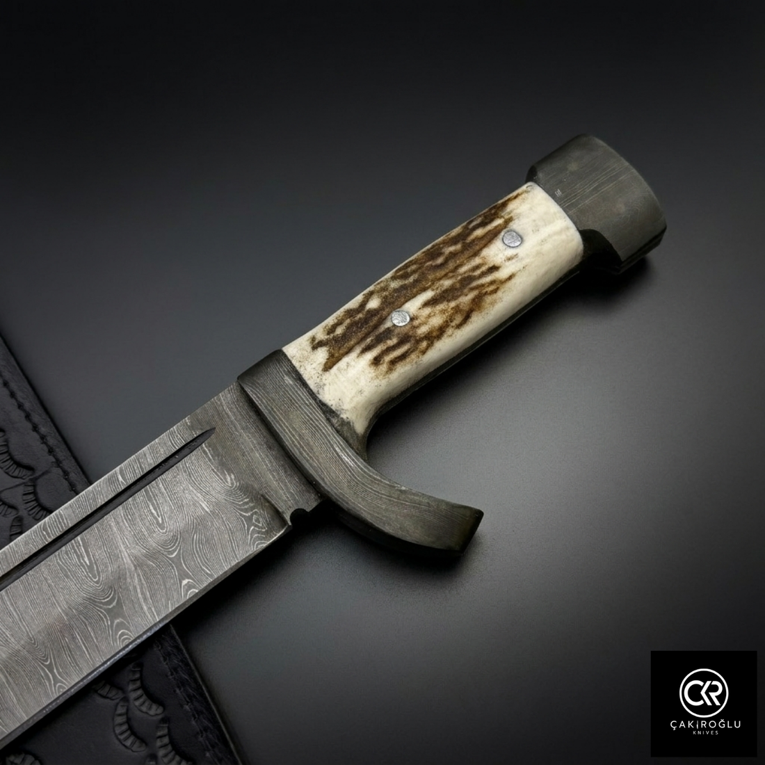 Çakıroğlu Handmade Custom-made Damascus Steel & Deer Antler Handle Machete