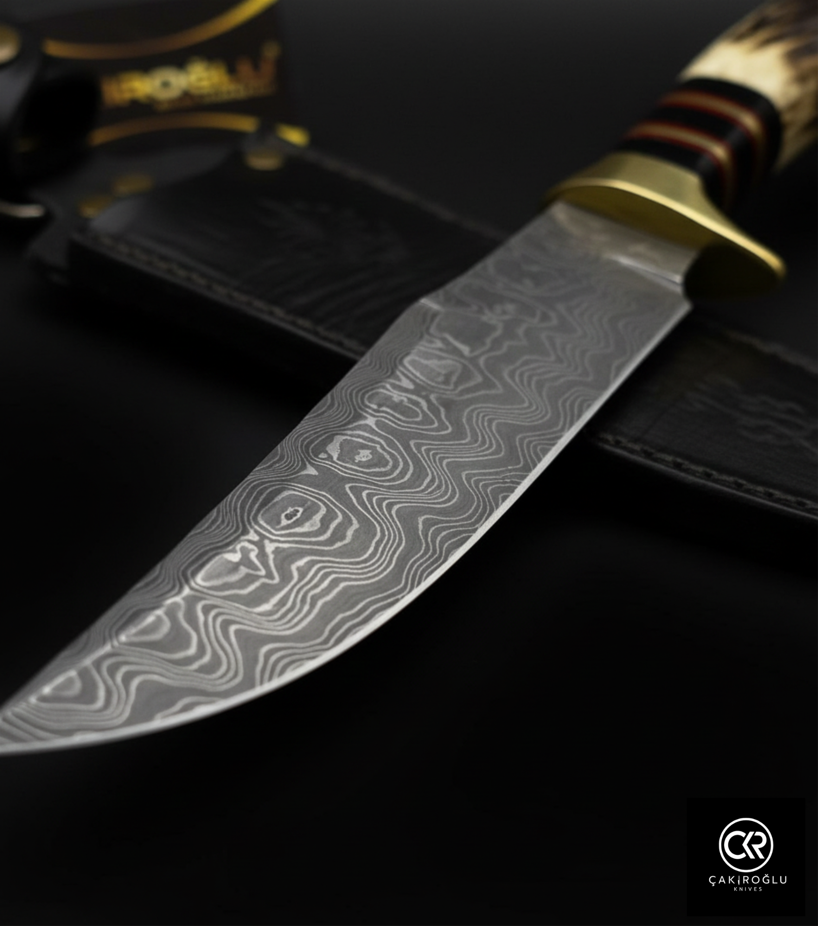 Root Stag - Handcrafted Custom-made Classic Damascus Colletible Knife