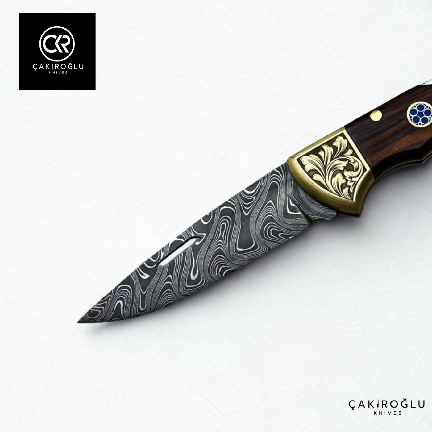 Showy Elite Handcrafted Custom-made Folding Knife - Damascus Steel & Engraved Apron