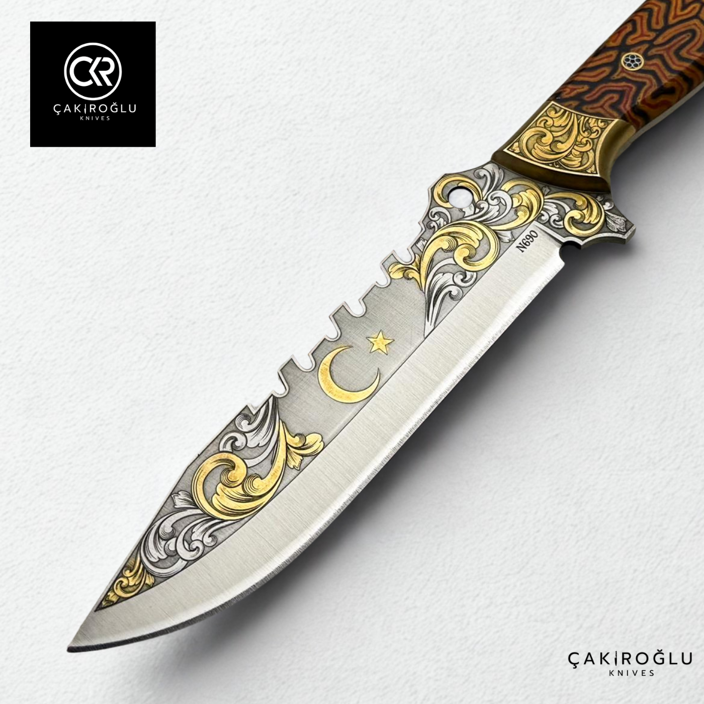 Royal Icons – Moon Star | Limited Collector's Edition N690 Knife with 24K Gold Engraving & G-carta Handle