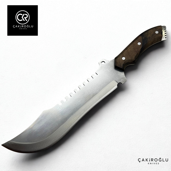 Ironhowl - Handcrafted Jungle Machete