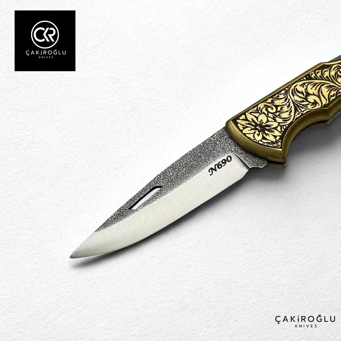 Showy Limited Edition Small Size Handcrafted Custom-made Folding Collectible Knife - N690 Böhler Steel &amp; Engraved Brass Handle