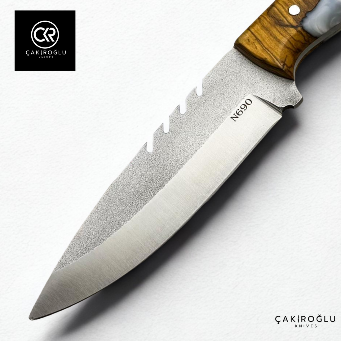 Handcrafted Custom-made Böhler N690 Steel & Epoxy Hybrid Handle Hunting Knife