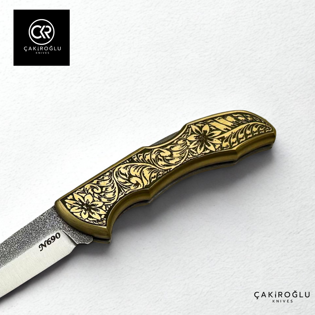 Showy Limited Edition Small Size Handcrafted Custom-made Folding Collectible Knife - N690 Böhler Steel &amp; Engraved Brass Handle