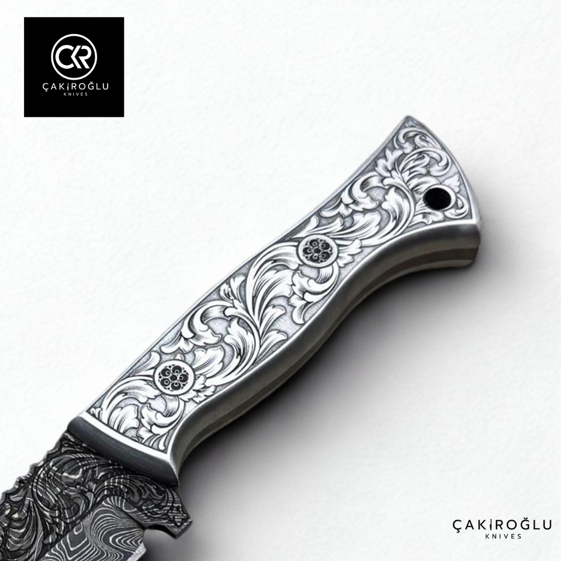 Limited Edition 2025 – Handcrafted Collectible Engraved Damascus Hunting Knife