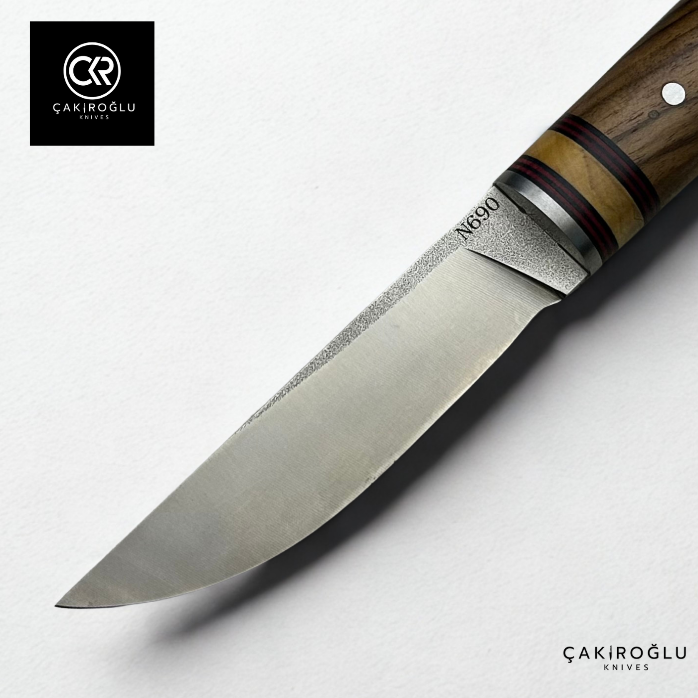 Handcrafted Custom-made Böhler N690 Steel Pukko Model Hunt / Camping Knife