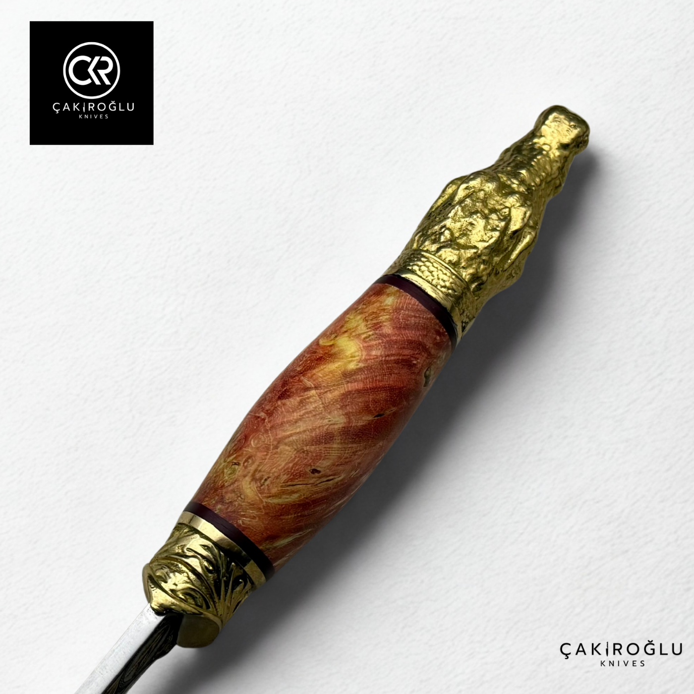 Crocodile Spirit - Gold Embroidered Collectible Hunting Knife