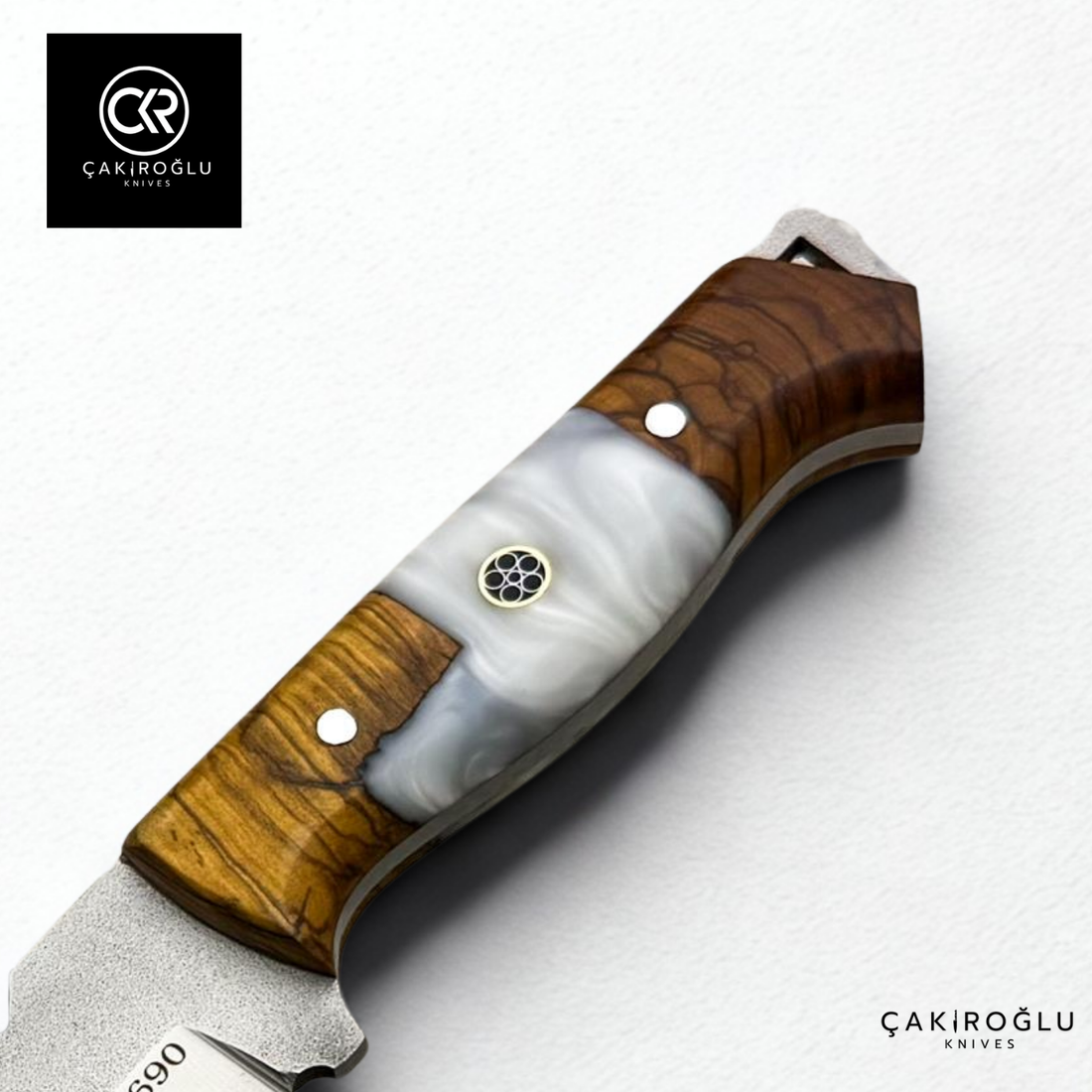 Handcrafted Custom-made Böhler N690 Steel & Epoxy Hybrid Handle Hunting Knife