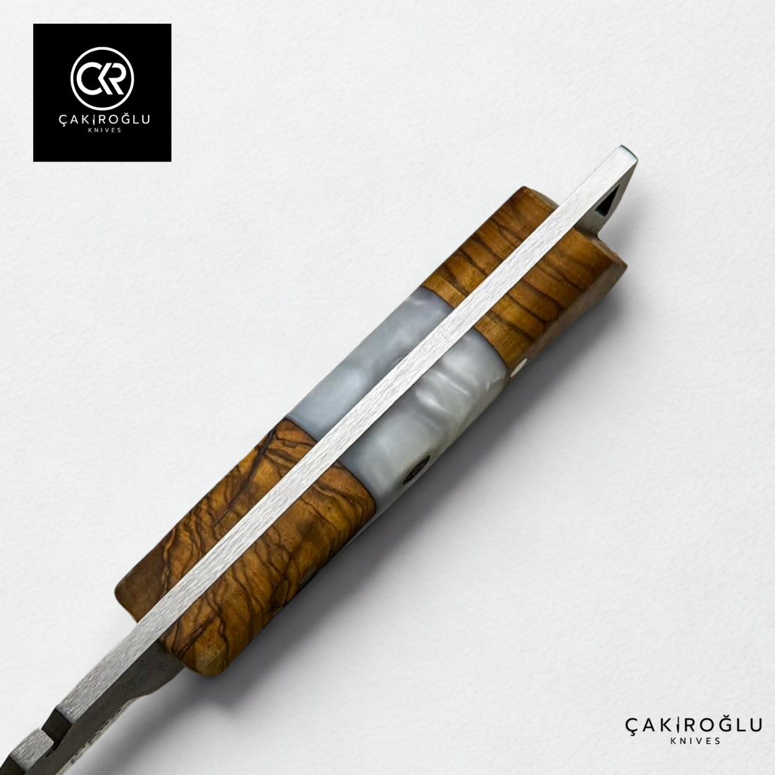 Handcrafted Custom-made Böhler N690 Steel & Epoxy Hybrid Handle Hunting Knife