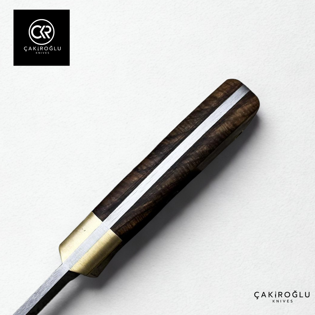 Handcrafted Custom-made Damascus Steel Hunting Knife with Engraved Brass Apron