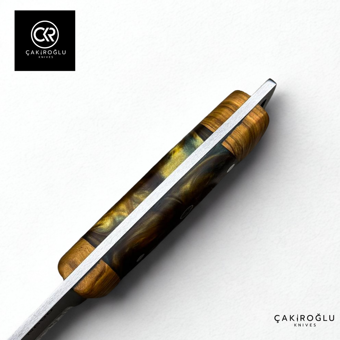 Handcrafted Custom-made Böhler N690 Steel & Epoxy Hybrid Handle Hunting Knife